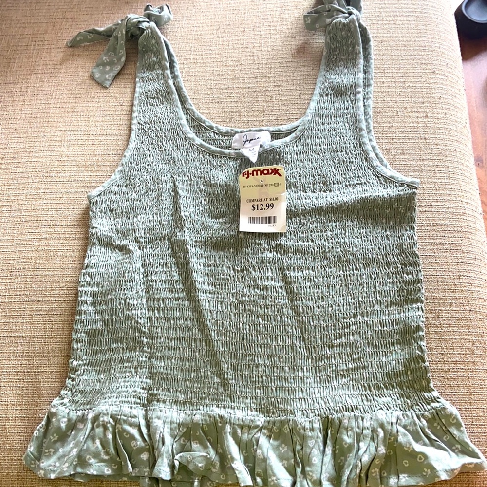 Green ribbed flower tank top blouse